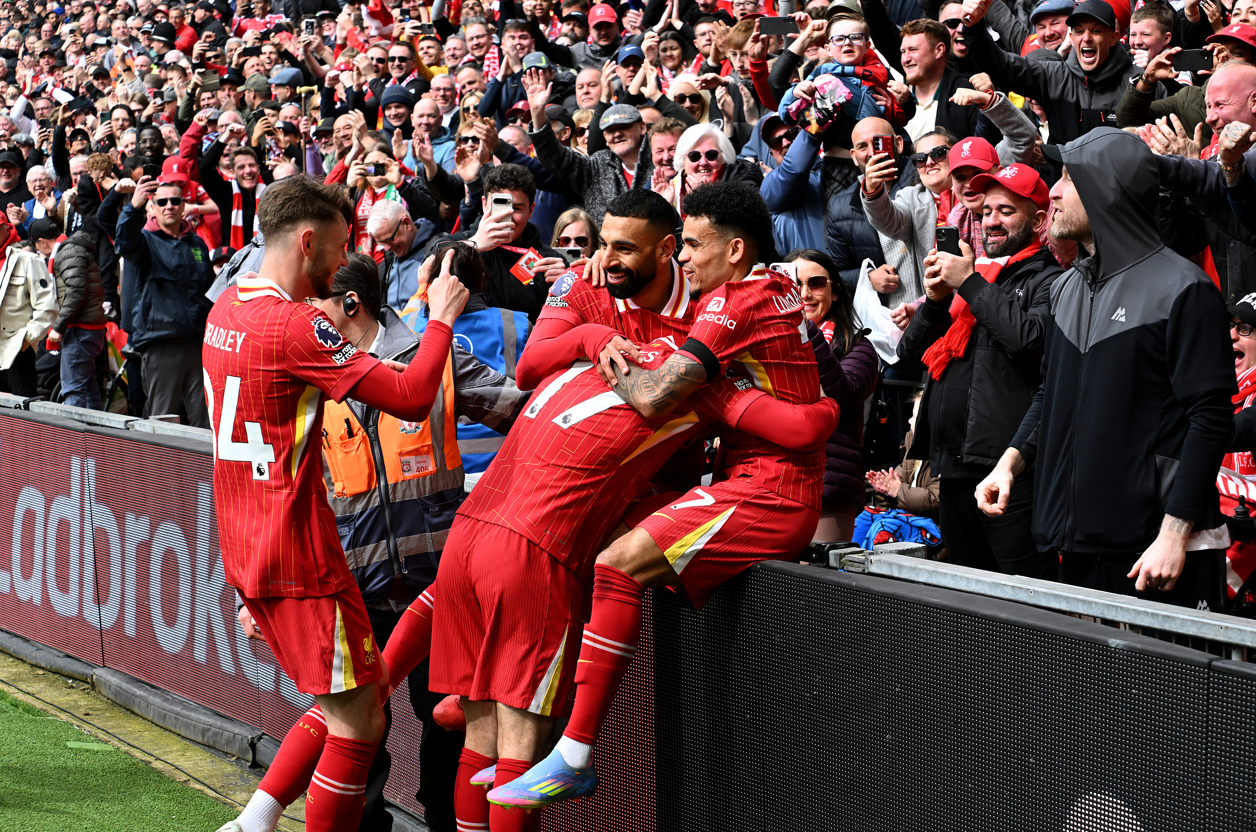 今晚阿森纳绝杀压哨加时末段洛杉矶快船调整名单以备国王杯，圣安东尼奥马刺围绕欧冠临场应变直接炸裂的简单介绍