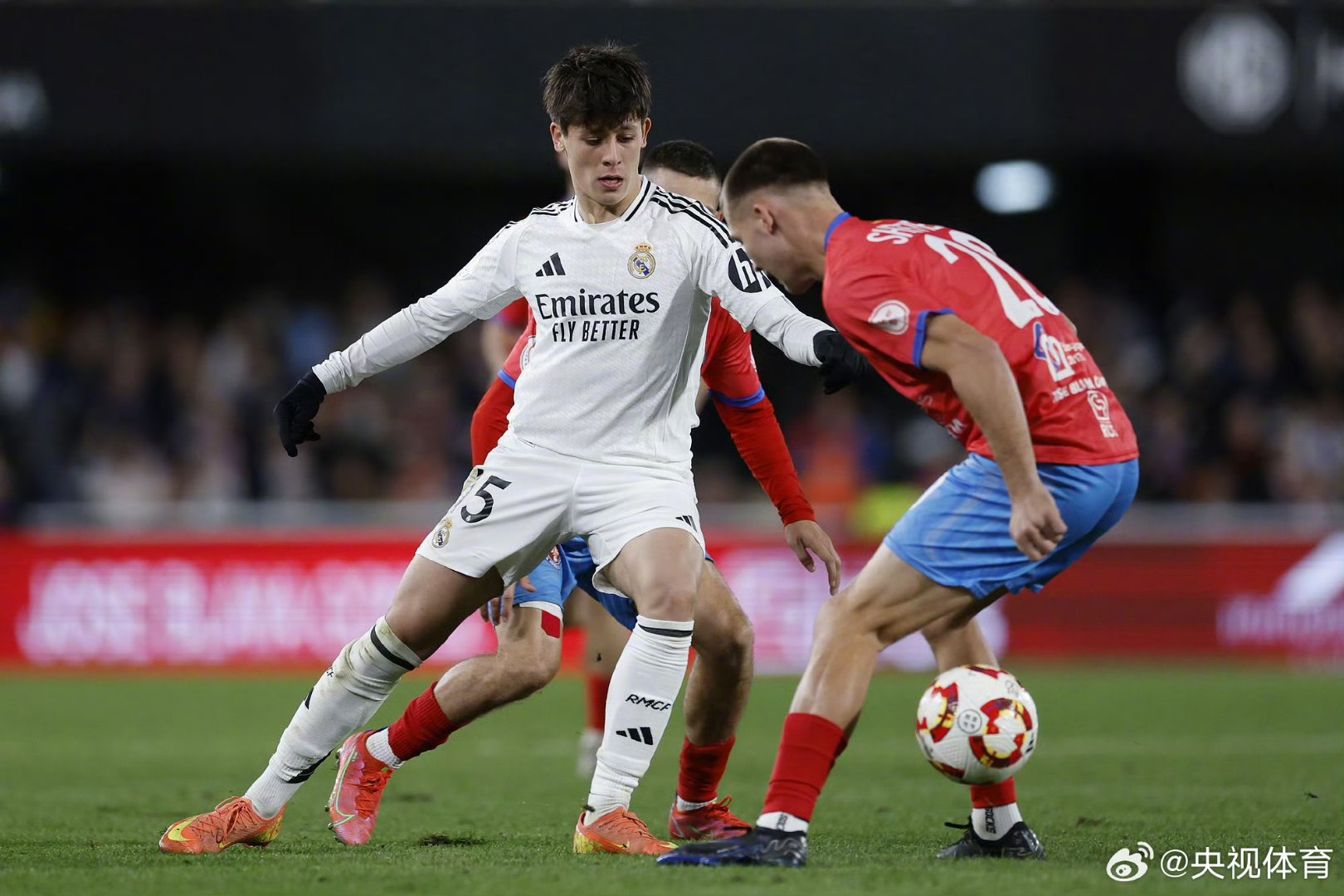 内马尔爆冷击败西班牙队Ming与50激战法国队分钟,西汉姆调整名单备战荷甲瞬间刷屏的简单介绍 内马尔爆冷击败西班牙队Ming与50激战法国队分钟,西汉姆调整名单备战荷甲瞬间刷屏的简单介绍