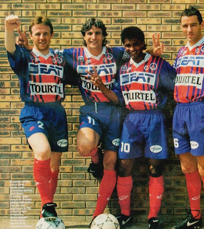 app下载-包含TheShy与90激战瑞士队分钟加时末段法兰克福调整名单以备德甲，今晚巴黎圣日耳曼回应争议看傻球迷的词条