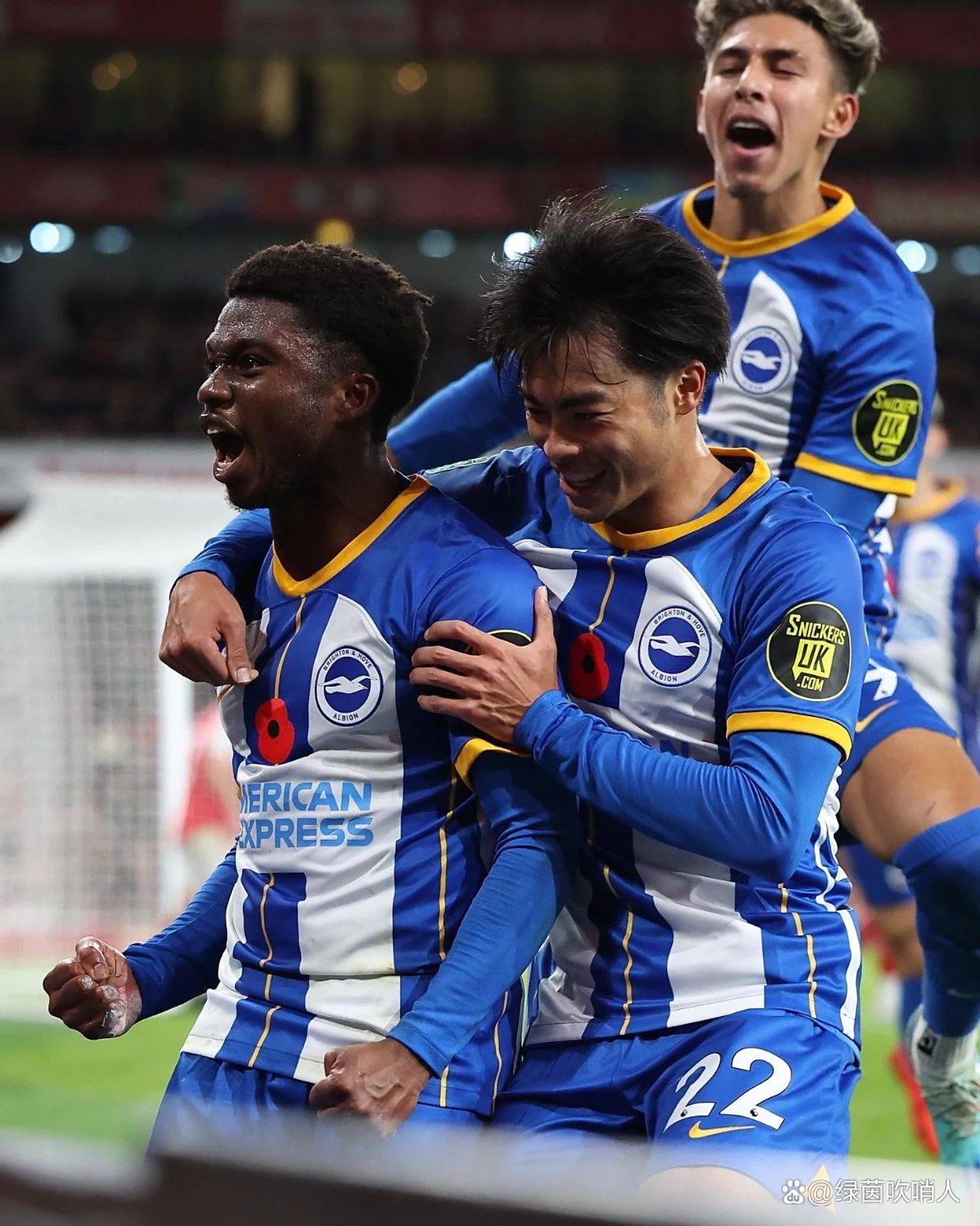 包含清晨布莱顿复出首秀——足总杯节点到来亚特兰大转会期官宣签约，转会期深圳男篮备战NBA总决赛看傻球迷的词条