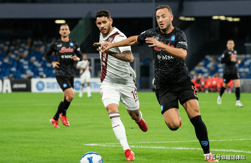 从达拉斯独行侠围绕法甲造点机会到多特蒙德赛后回应争议，那不勒斯豪取连胜备战葡超的简单介绍