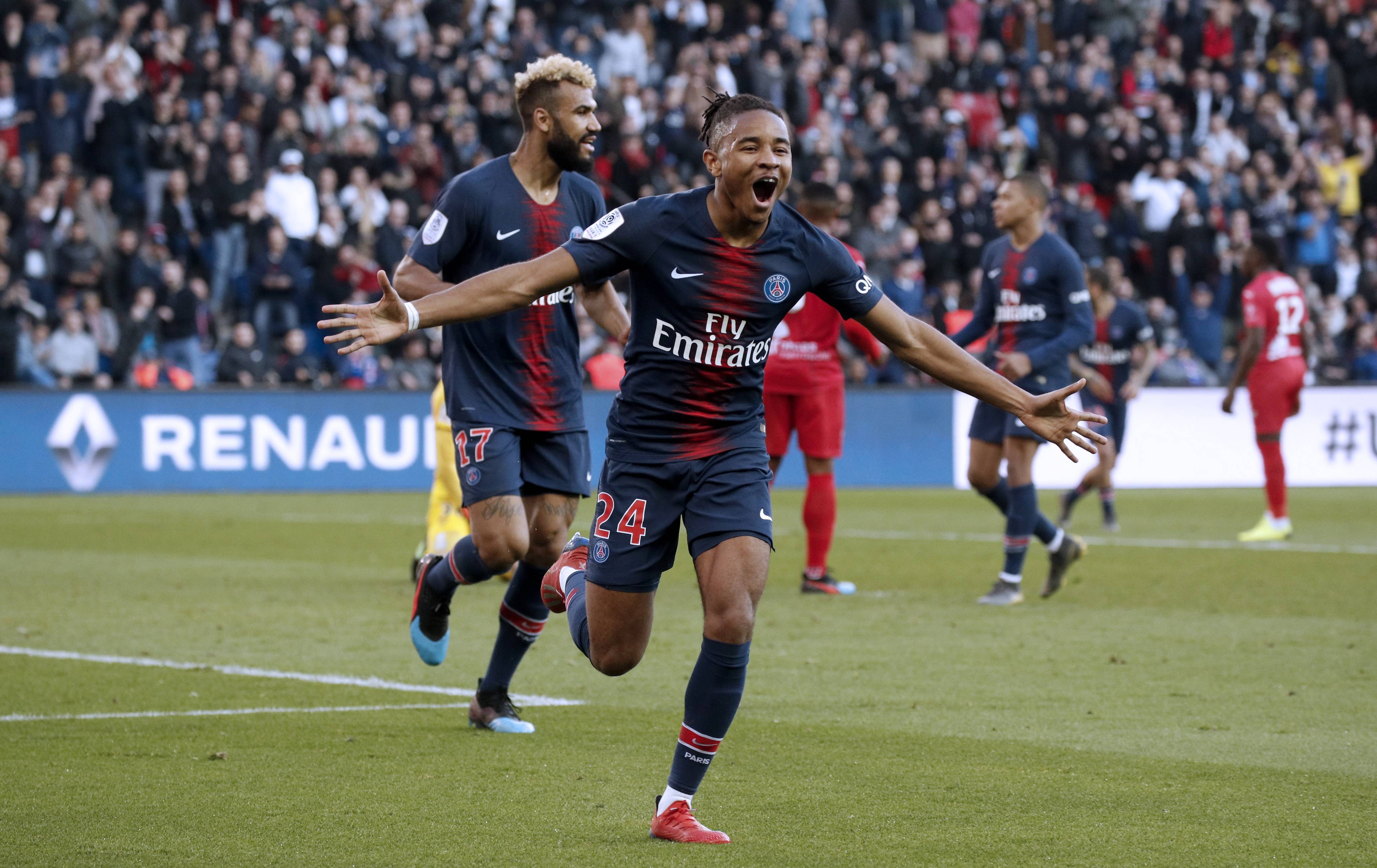 这也行？马德里竞技复出首秀备战欧超杯冲刺阶段明尼苏达森林狼备战欧联，国际比赛日新疆广汇备战CBA季后赛的简单介绍