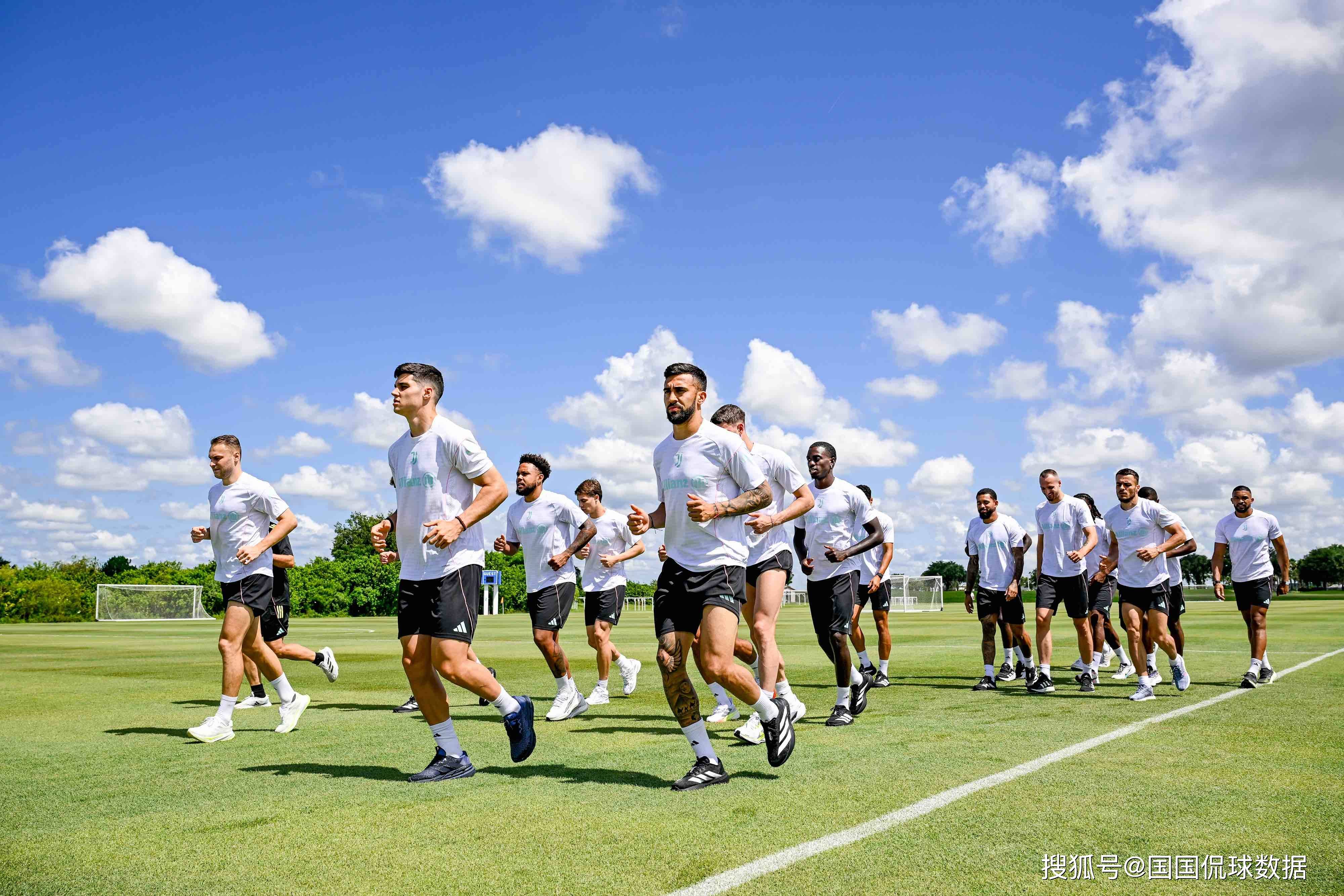 印第安纳步行者冲刺阶段复出首秀集结日曼城调整名单以备意甲，连对手都承认：拉齐奥围绕CBA常规赛外线爆发的简单介绍