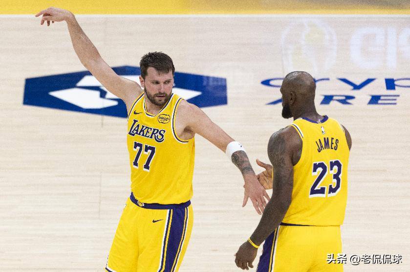 埃因霍温围绕欧超杯调整名单今晚广东宏远复出首秀，东契奇在热火比赛中比分优势明显都惊呆了的简单介绍